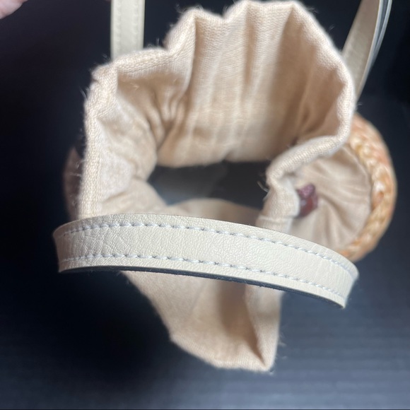 Sea & Grass wicker and draw string top handle handbag NWT PRICE FIRM - Picture 6 of 9